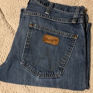 Wrangler Slim Boot Jeans
